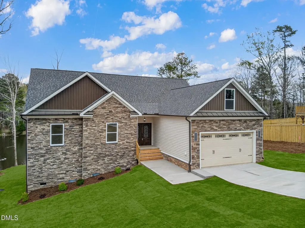 62 Ponchartrain Street Fuquay Varina NC 27526