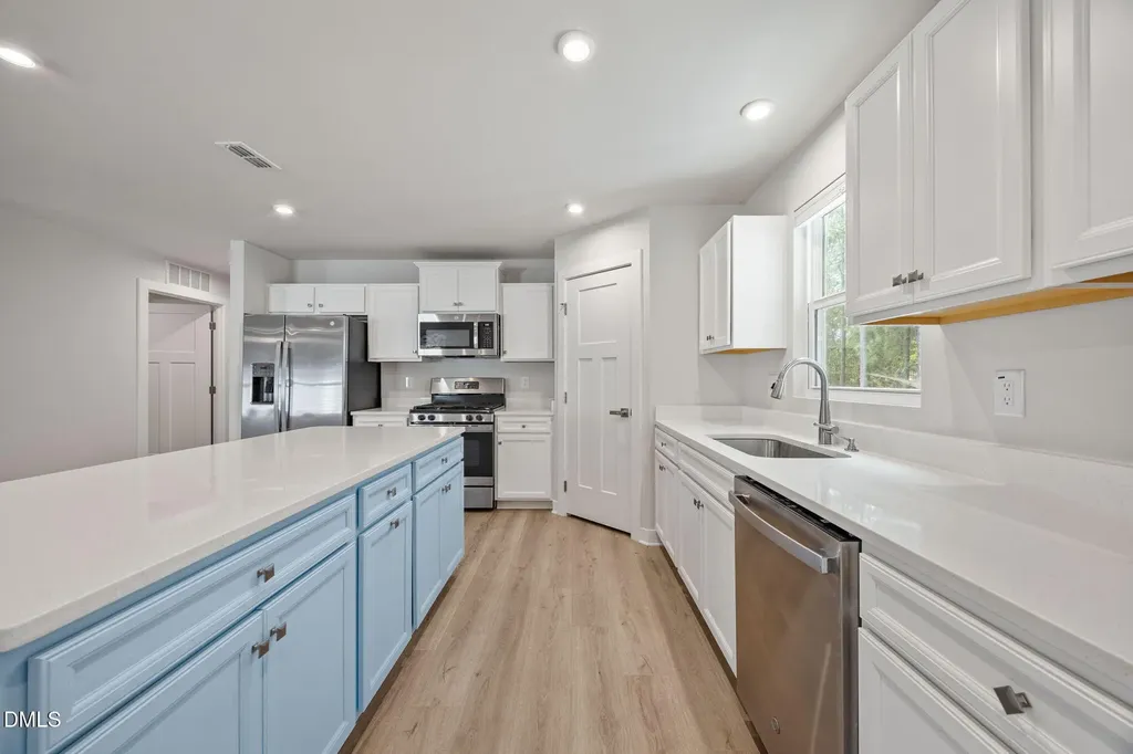 8722 Kenridge Lane Fuquay Varina NC 27526