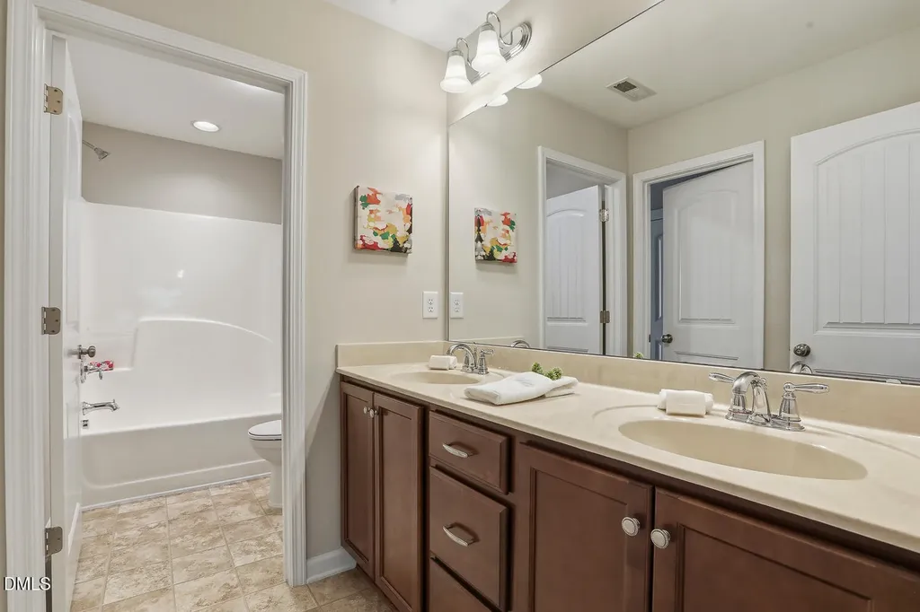 2434 Swans Rest Way Raleigh NC 27606