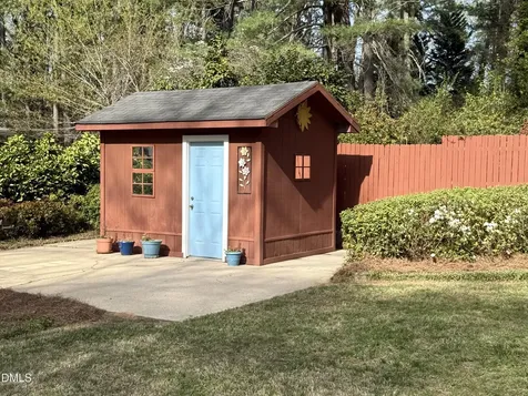 2064 Oxford Road Henderson NC 27536