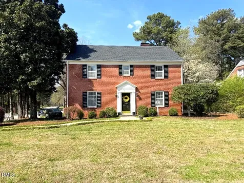 2064 Oxford Road Henderson NC 27536