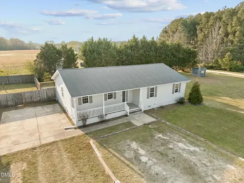 100 Bruces Lane Dunn NC 28334