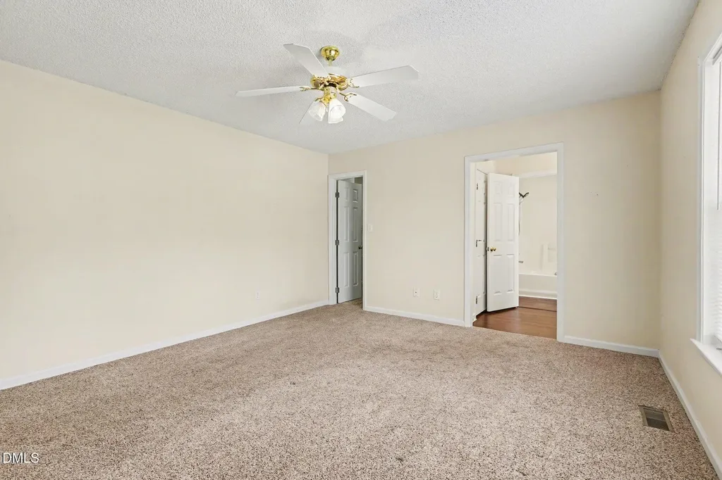 127 Churchill Downs Drive Clayton NC 27520