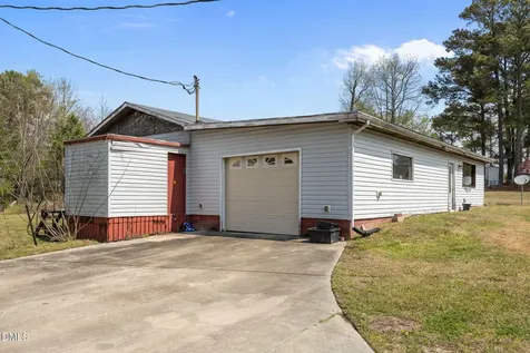 750 Greenleaf Road Angier NC 27501