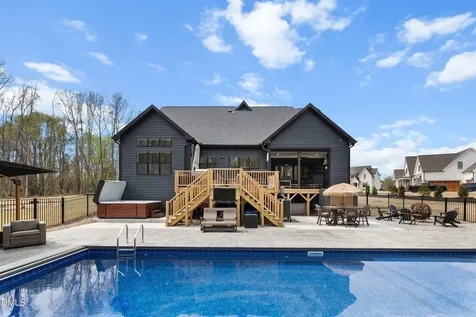 4908 Hidden Pasture Way Zebulon NC 27597