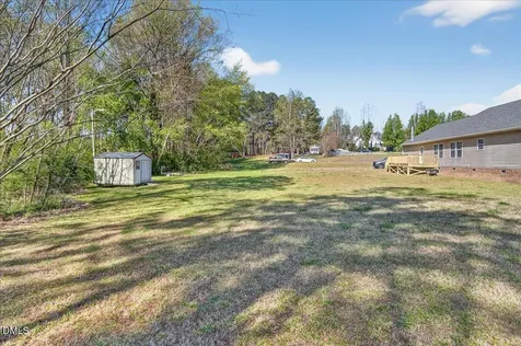 98 W Beverly Lane Henderson NC 27537
