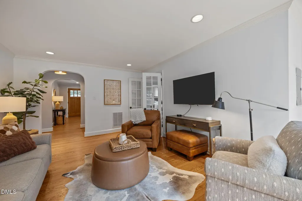 1802 Pineview Street Raleigh NC 27608