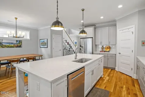 403 1/2 Carolina Avenue Raleigh NC 27606