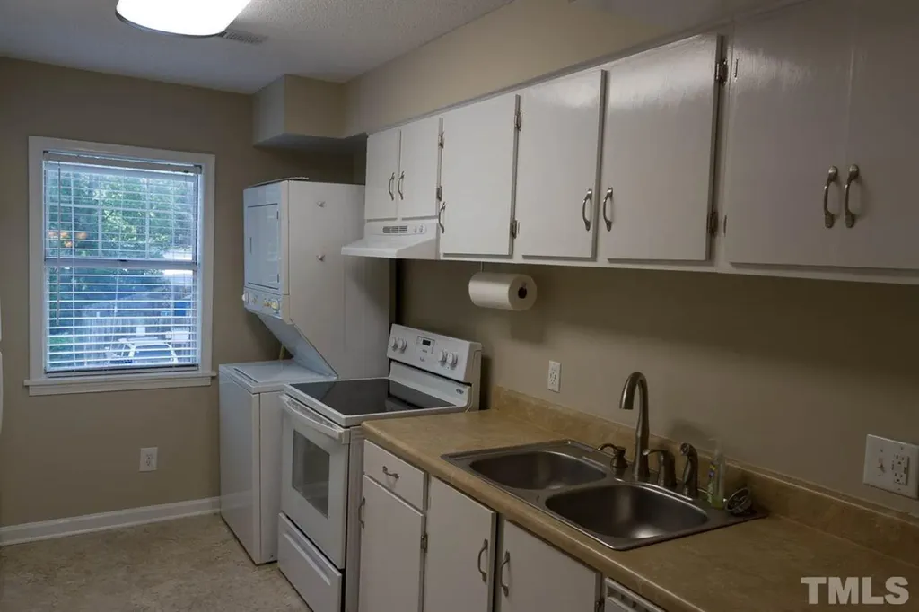 109 Scott Lane Chapel Hill NC 27514