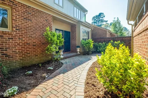 10 Innisfree Drive Durham NC 27707