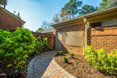 10 Innisfree Drive Durham NC 27707