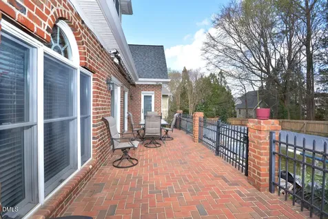 240 Coachlight Trail Burlington NC 27215