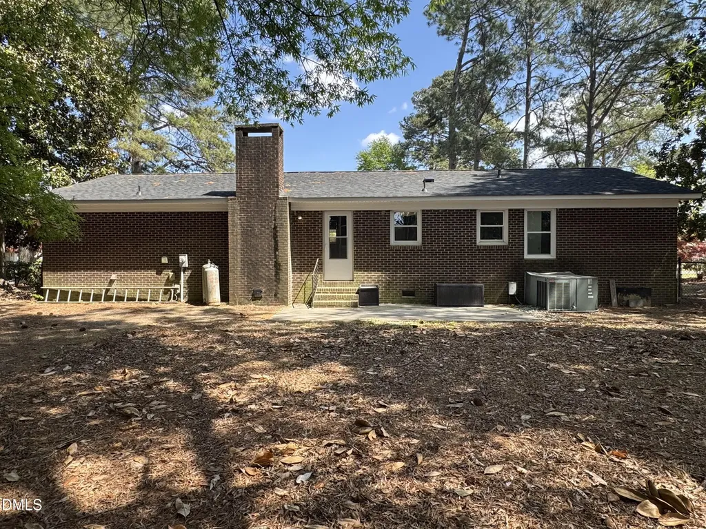 201 Carolyn Drive Selma NC 27576