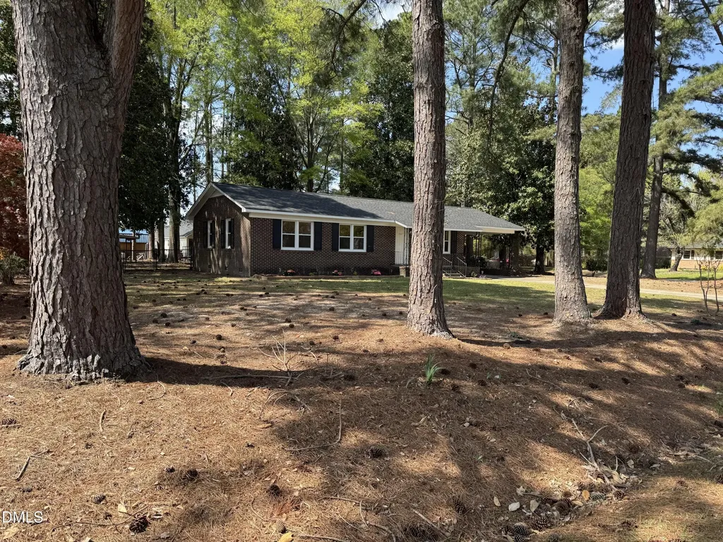 201 Carolyn Drive Selma NC 27576