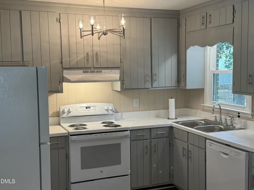 201 Carolyn Drive Selma NC 27576