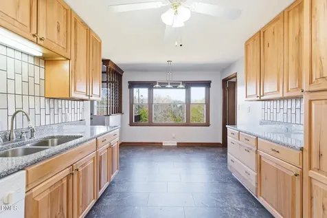 519 Riverside Drive Burlington NC 27217