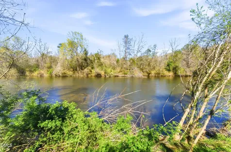 519 Riverside Drive Burlington NC 27217