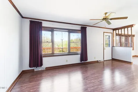 519 Riverside Drive Burlington NC 27217