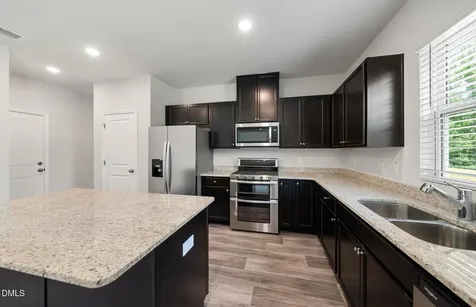 562 Brickview Court Sanford NC 27330