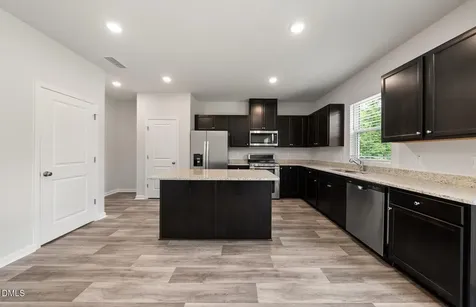 562 Brickview Court Sanford NC 27330