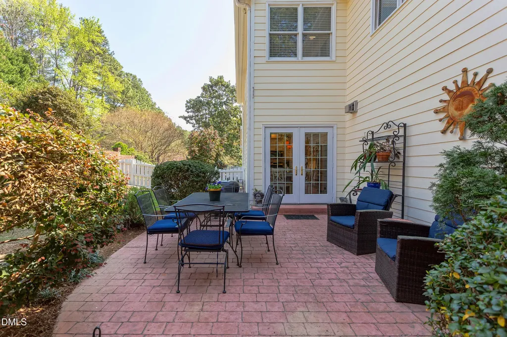 100 Glenview Place Chapel Hill NC 27514