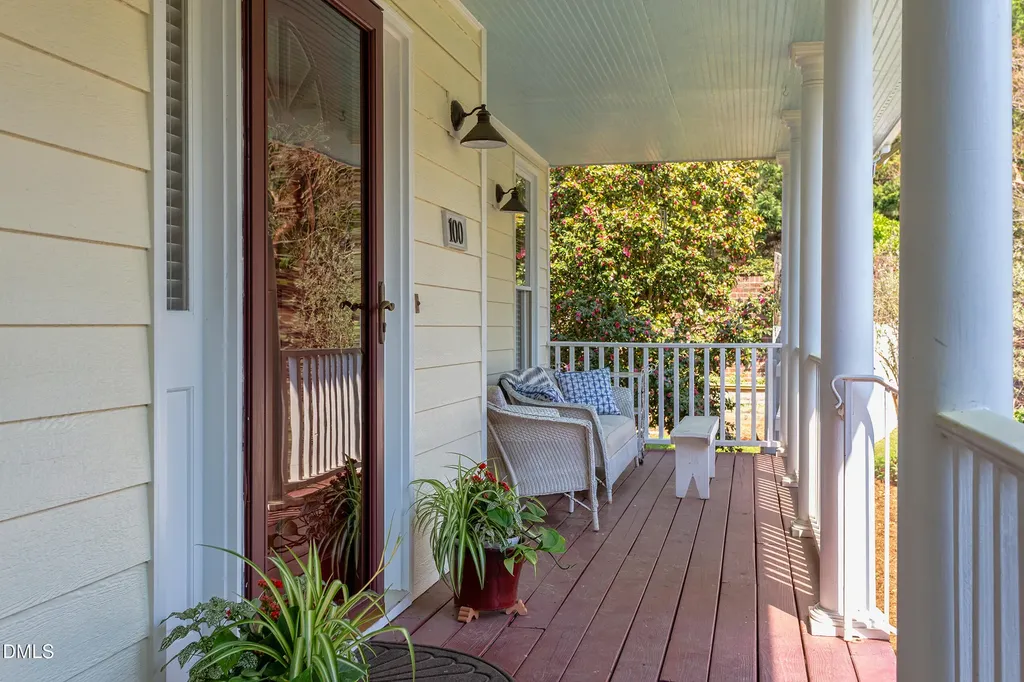 100 Glenview Place Chapel Hill NC 27514