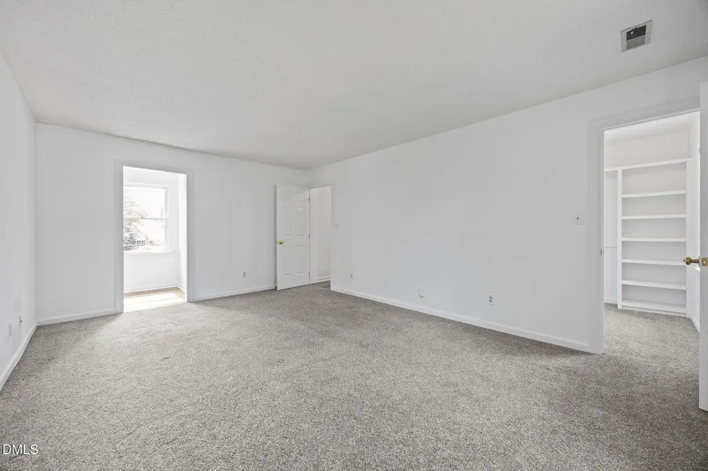 6505 Wooden Shoe Lane Raleigh NC 27613