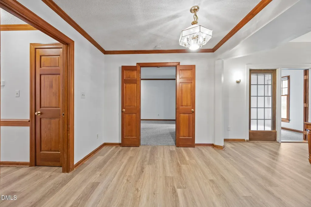 6505 Wooden Shoe Lane Raleigh NC 27613