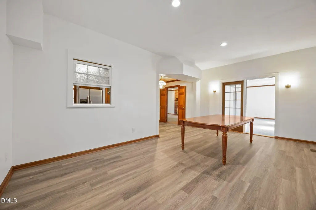 6505 Wooden Shoe Lane Raleigh NC 27613