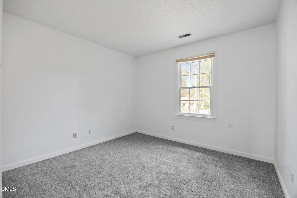 6505 Wooden Shoe Lane Raleigh NC 27613
