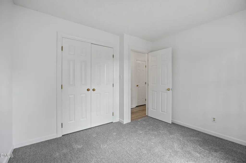 6505 Wooden Shoe Lane Raleigh NC 27613