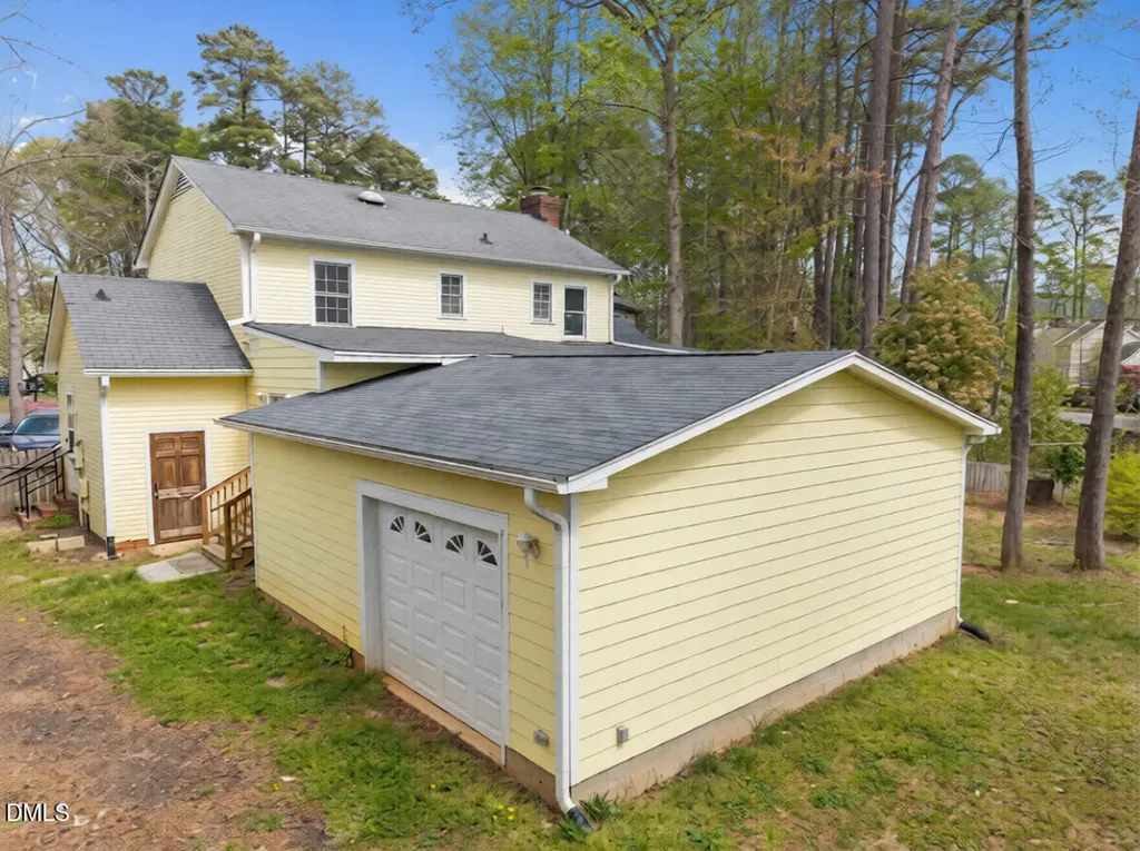 6505 Wooden Shoe Lane Raleigh NC 27613