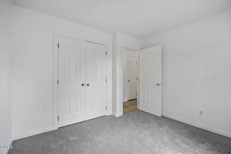 6505 Wooden Shoe Lane Raleigh NC 27613