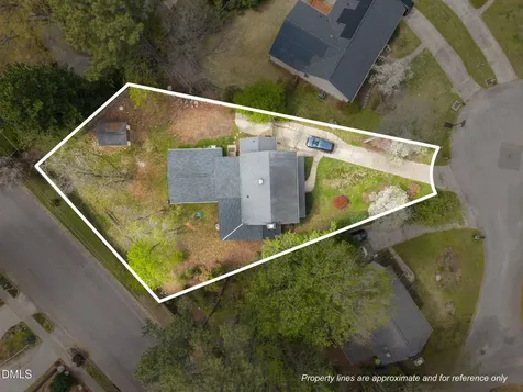 6505 Wooden Shoe Lane Raleigh NC 27613