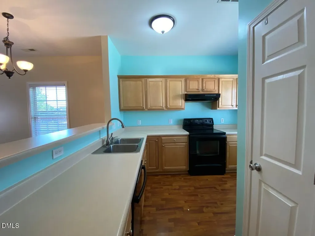 2513 Bay Harbor Drive Raleigh NC 27604