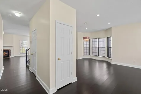 513 Thistlegate Trail Raleigh NC 27610