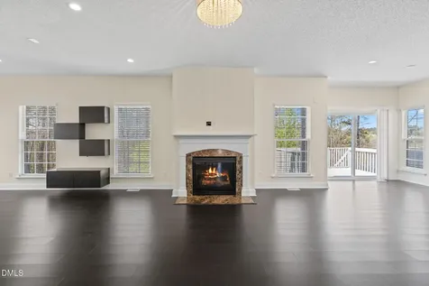 513 Thistlegate Trail Raleigh NC 27610