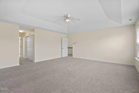 513 Thistlegate Trail Raleigh NC 27610