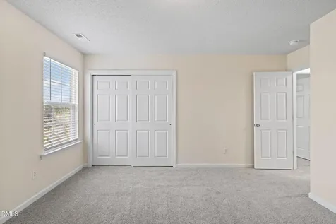 513 Thistlegate Trail Raleigh NC 27610