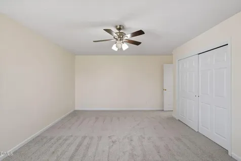 513 Thistlegate Trail Raleigh NC 27610