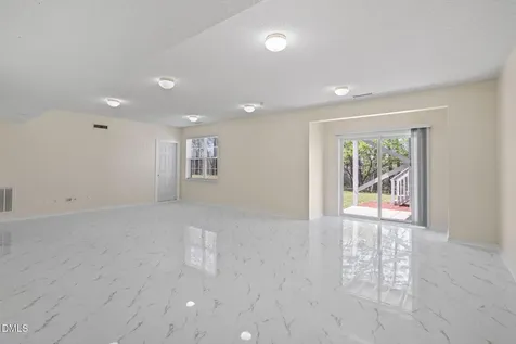 513 Thistlegate Trail Raleigh NC 27610
