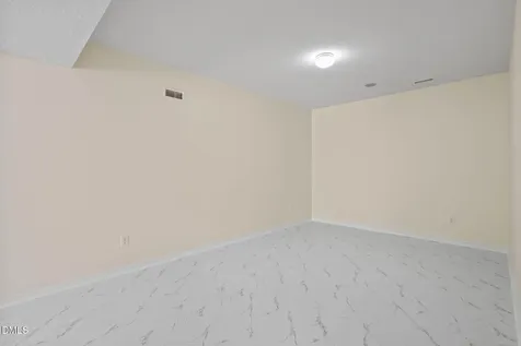 513 Thistlegate Trail Raleigh NC 27610