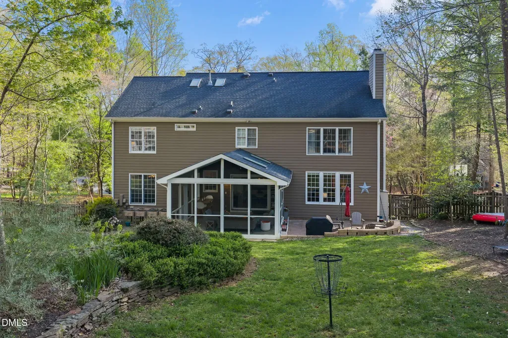 203 Wyndham Drive Chapel Hill NC 27516