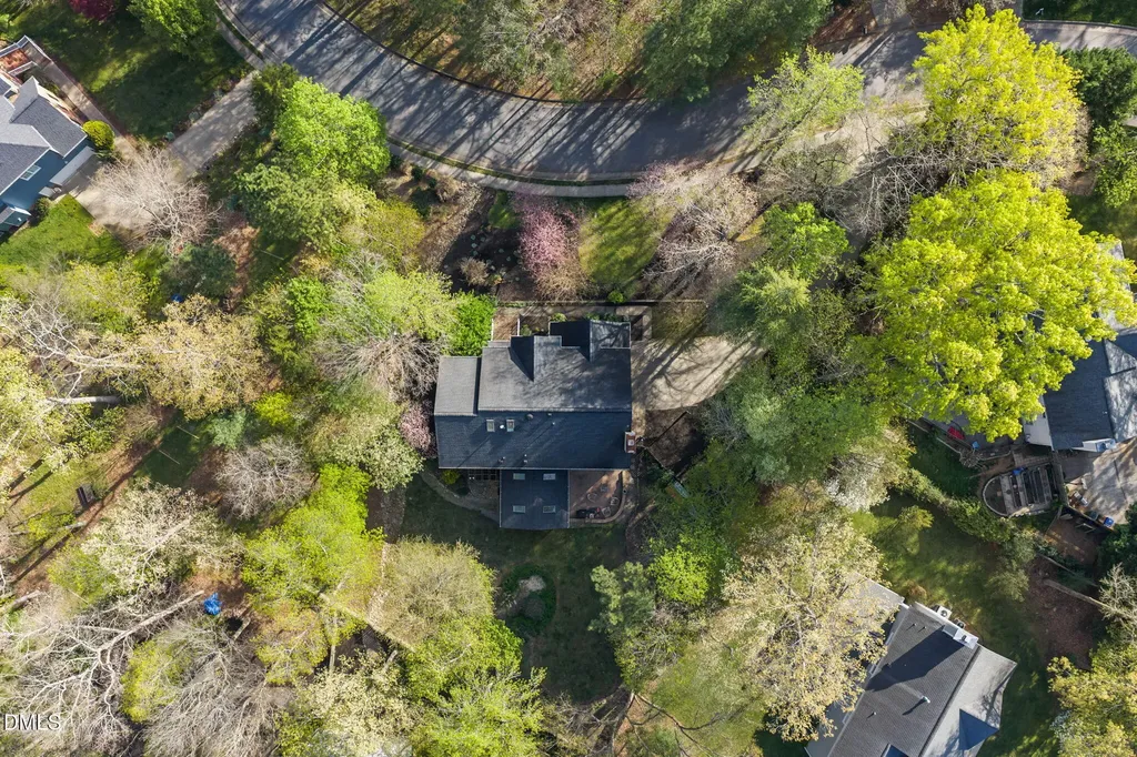 203 Wyndham Drive Chapel Hill NC 27516