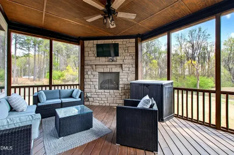 7049 Leando Drive Willow Springs NC 27592