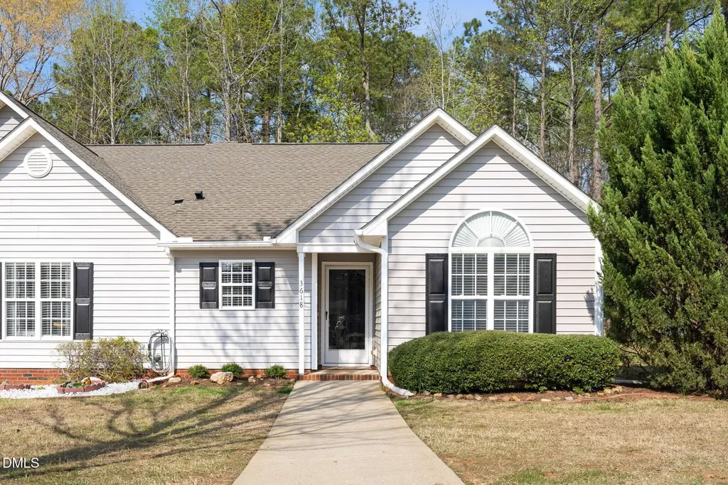 3618 E Cotton Gin Drive Clayton NC 27527