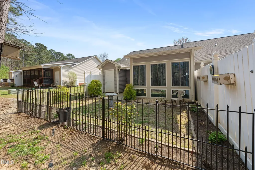 3618 E Cotton Gin Drive Clayton NC 27527
