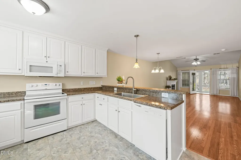3618 E Cotton Gin Drive Clayton NC 27527