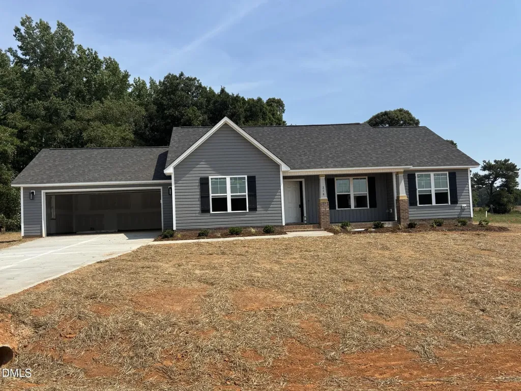 216 N Movado Trail Kenly NC 27542