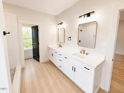 3516 Bason Road Mebane NC 27302